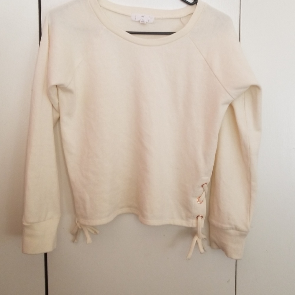 Cropped sweater